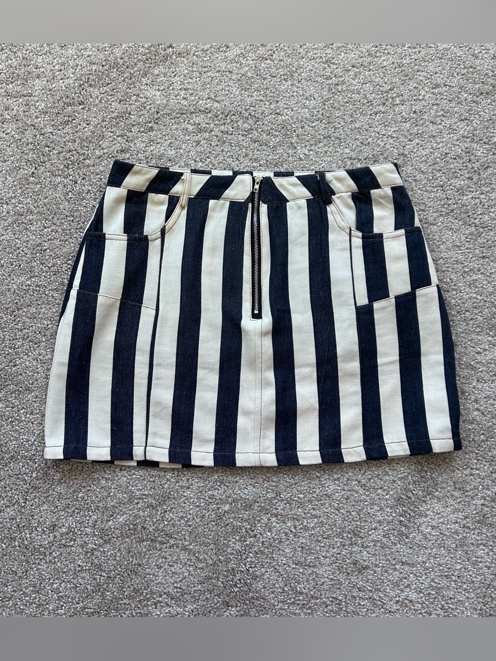 Nasty Gal Collection Striped Denim Mini Skirt High Rise Blue White Cotton Size 6 - Picture 2 of 8